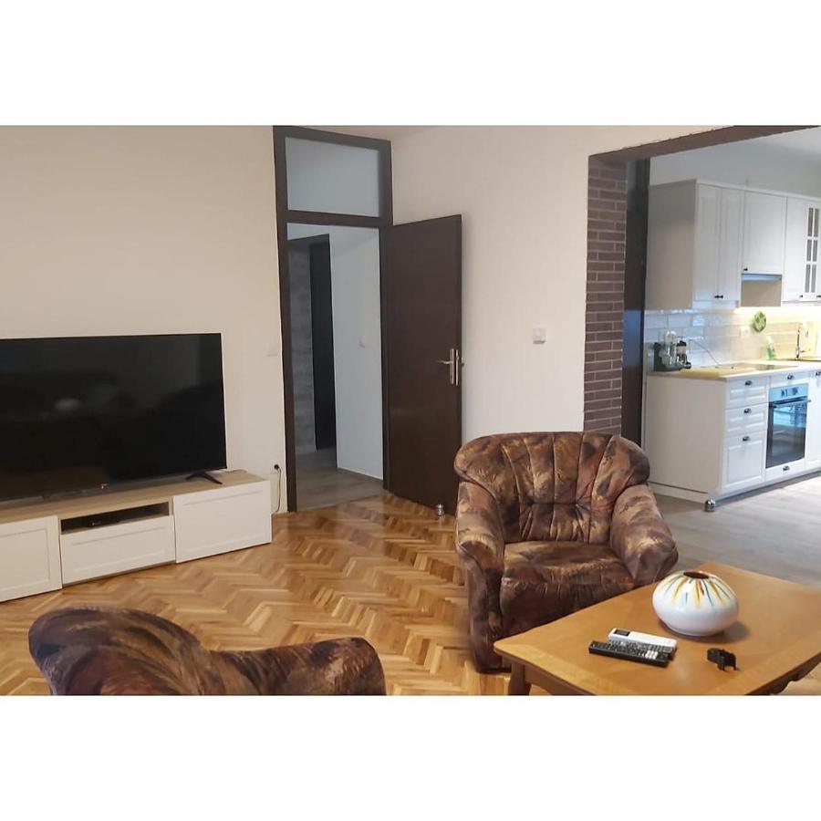 Apartman Nada Ozalj ภายนอก รูปภาพ